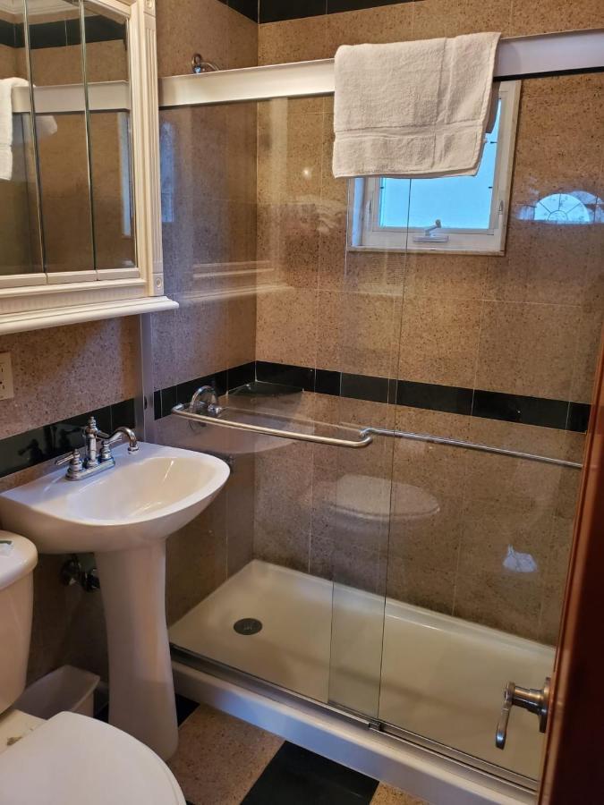 Golden Gate Lodging Платсбърг Екстериор снимка