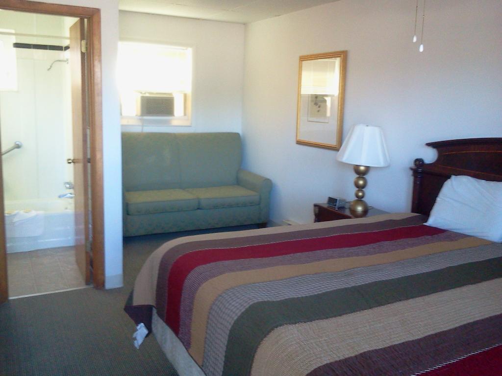 Golden Gate Lodging Платсбърг Екстериор снимка