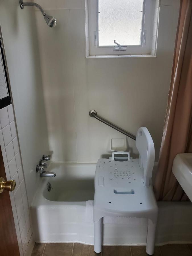 Golden Gate Lodging Платсбърг Екстериор снимка
